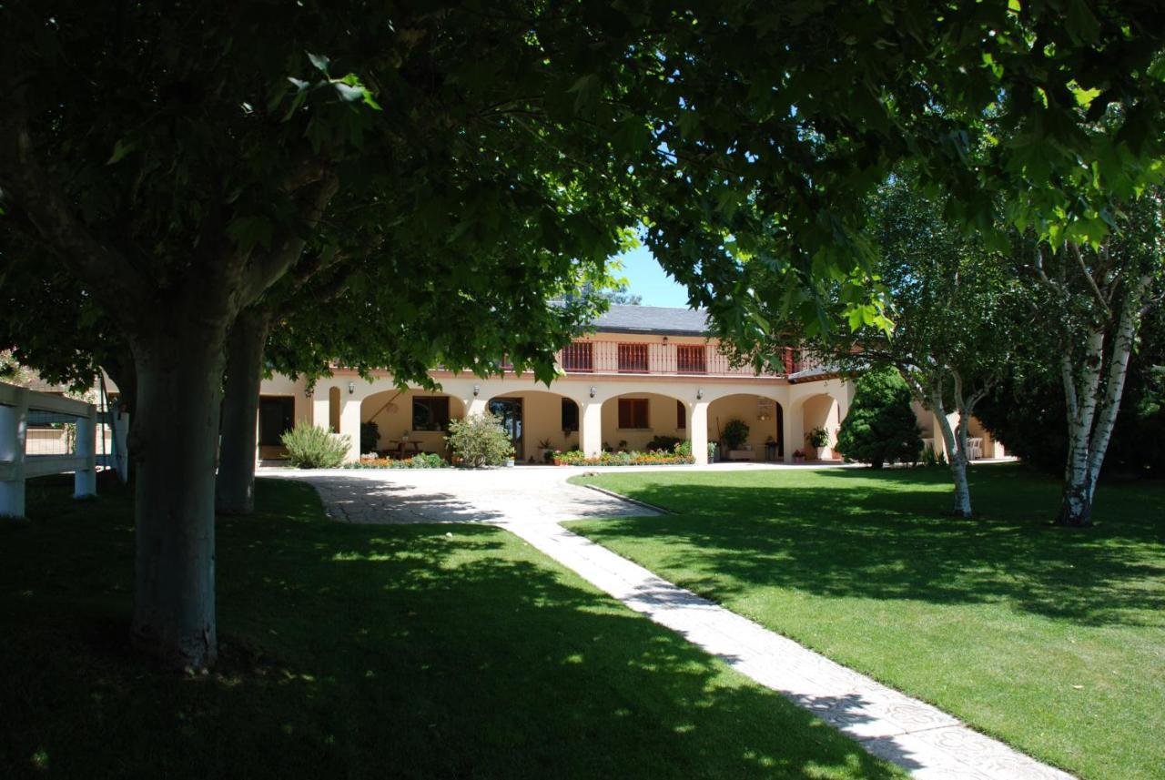B&B Yeguada La Parrilla El Escorial Exterior photo
